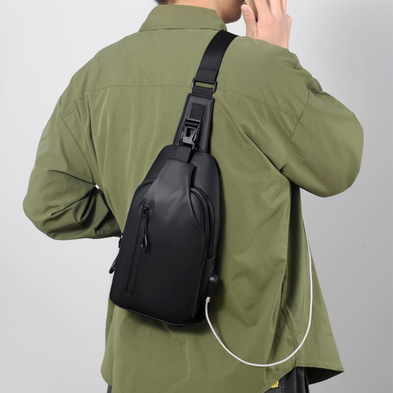 TrekTech™ - Men's Crossbody Travel Bag